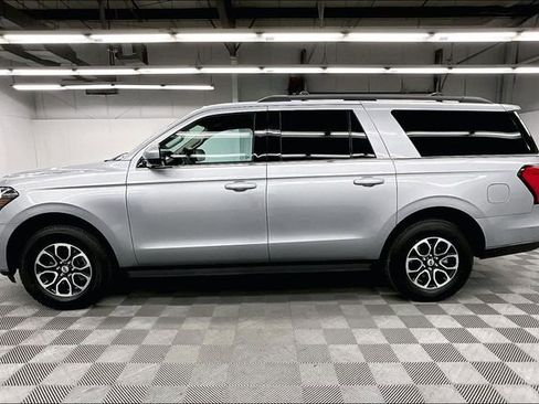 Used 2024 Ford Expedition Max XLT image 14