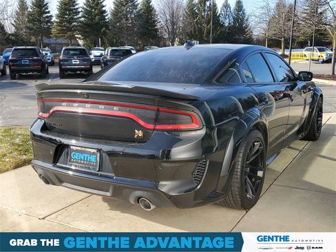 Used 2021 Dodge Charger Scat Pack image 4