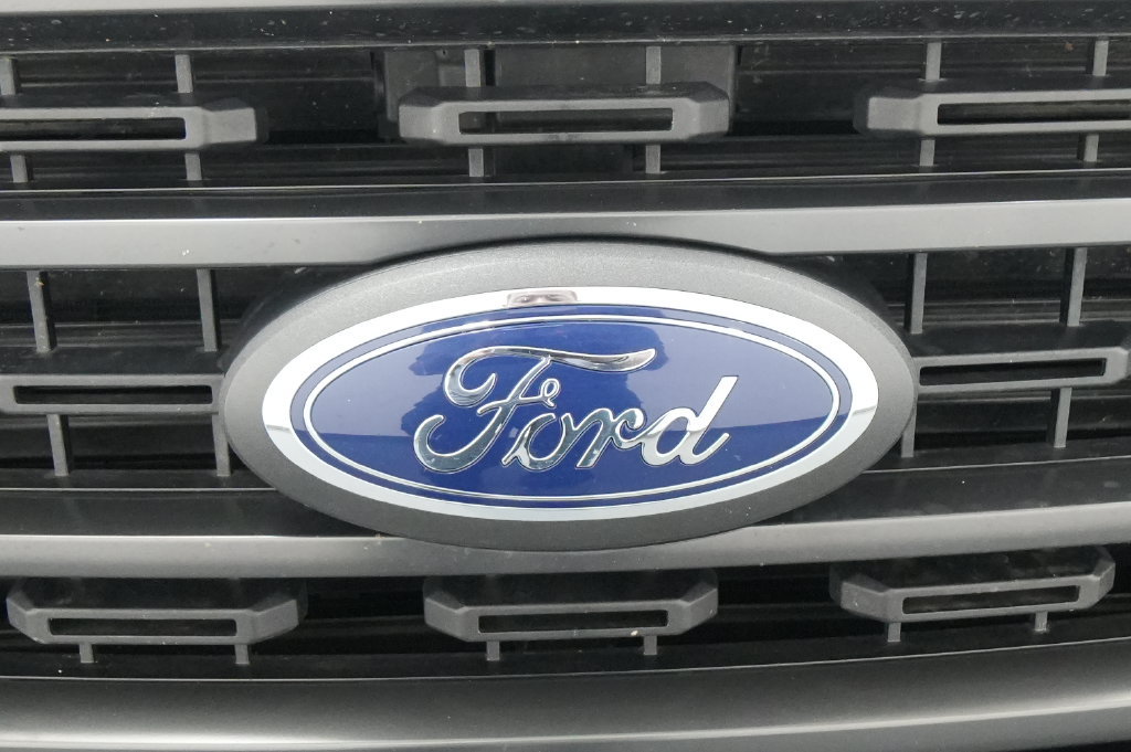 Used 2021 Ford F150 XLT w/ Equipment Group 302A High AWD/4WD image 11