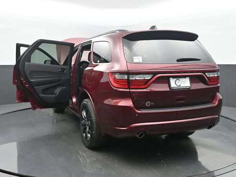 Used 2023 Dodge Durango GT w/ Blacktop Package AWD/4WD image 57