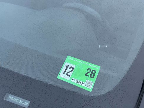 Used 2015 Mercedes-Benz E 350 4MATIC Sedan image 14