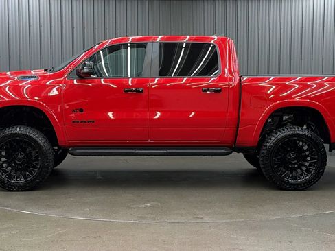Used 2025 RAM 1500 Big Horn AWD/4WD image 2