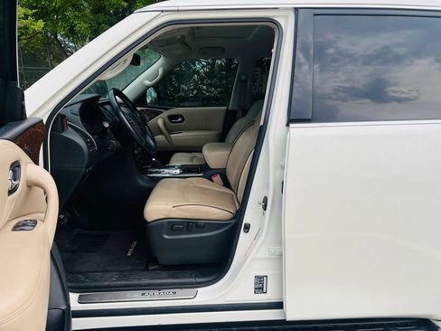 Used 2020 Nissan Armada Platinum w/ Captain's Chairs Package RWD image 11