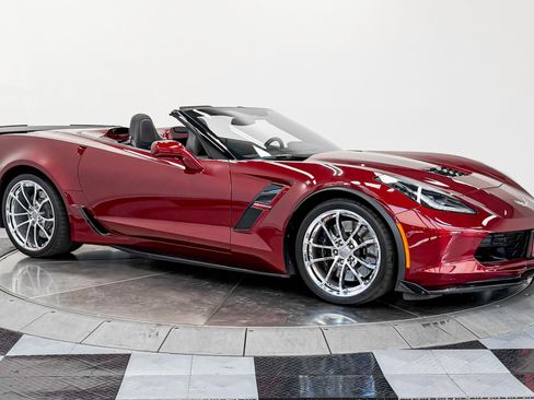 Used 2017 Chevrolet Corvette Grand Sport RWD image 30