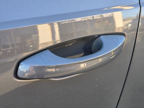 Used 2019 Audi Q3 2.0T Premium Plus w/ Premium Plus Package image 11