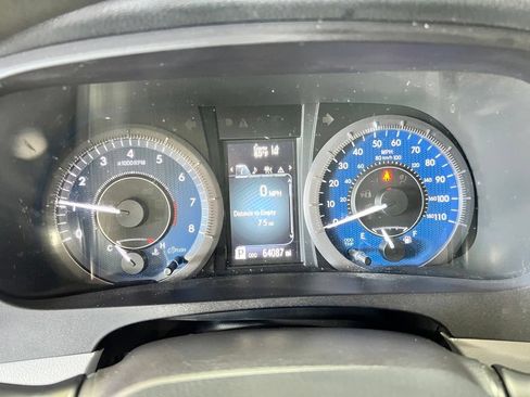 Used 2019 Toyota Sienna LE FWD image 26