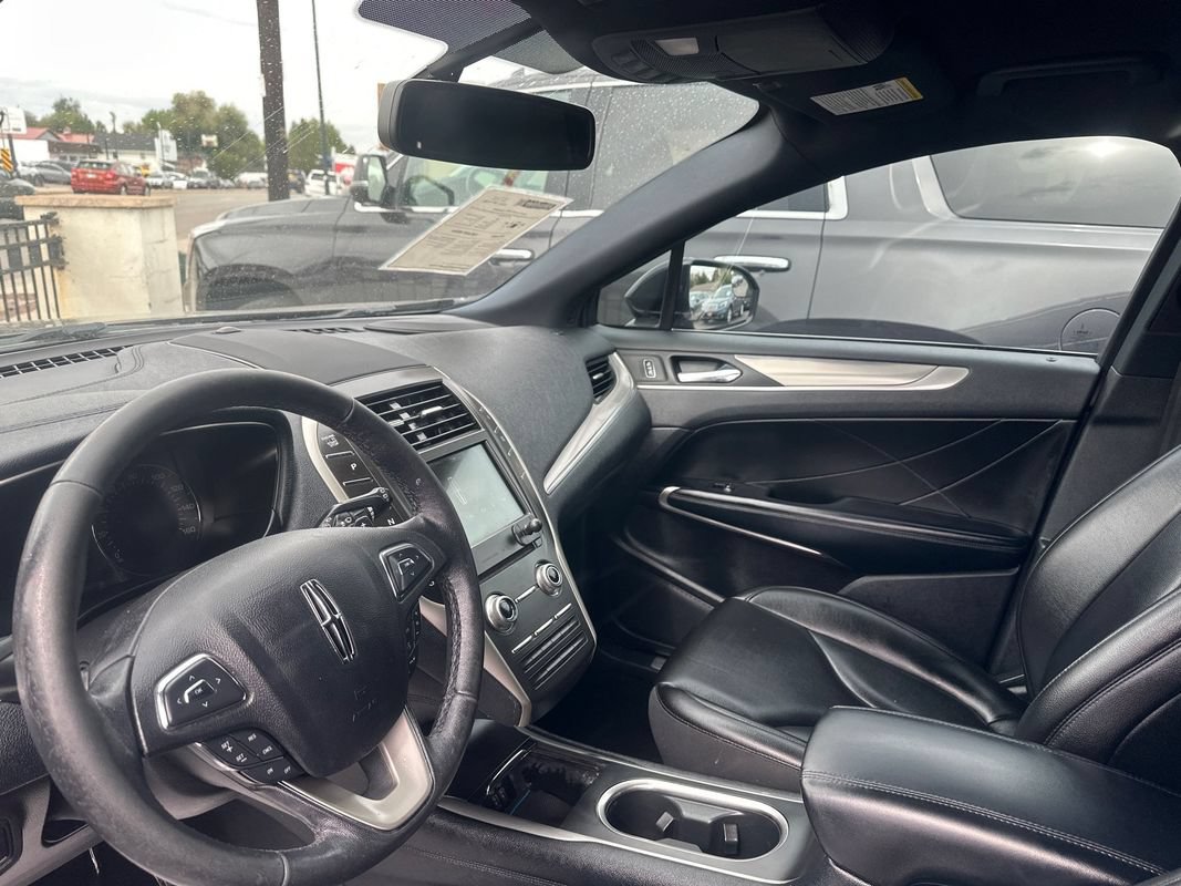 Used 2019 Lincoln MKC Premiere FWD image 21