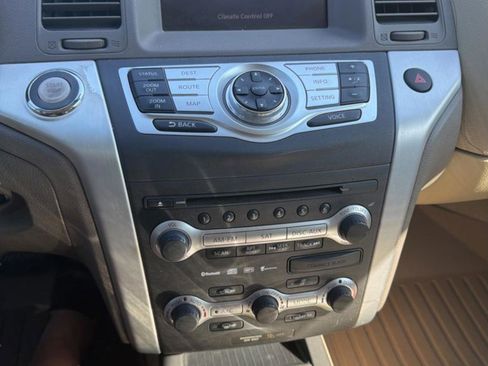 Used 2010 Nissan Murano LE w/ Navigation Pkg image 12