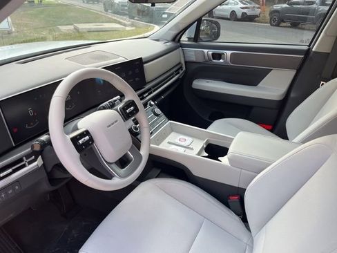 New 2026 Hyundai Santa Fe SE image 9