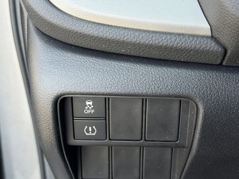 Used 2019 Honda CR-V LX image 19