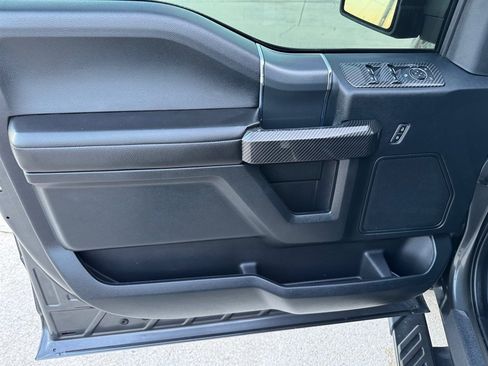 Used 2019 Ford F150 XLT w/ Equipment Group 302A Luxury AWD/4WD image 16