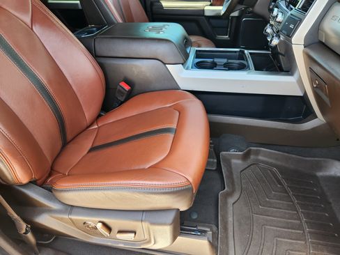 Used 2022 Ford F350 King Ranch w/ King Ranch Ultimate Package AWD/4WD image 14