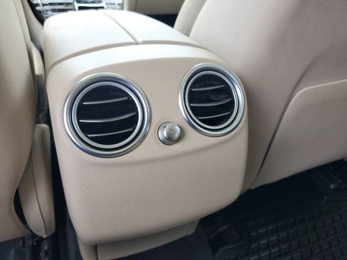 Used 2016 Mercedes-Benz GLC 300 image 35