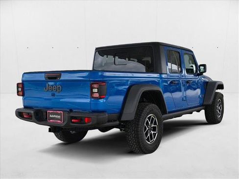 New 2025 Jeep Gladiator Rubicon w/ Convenience Group image 2
