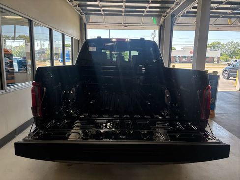 New 2026 Ford F150 Lariat w/ Equipment Group 502A High AWD/4WD image 9
