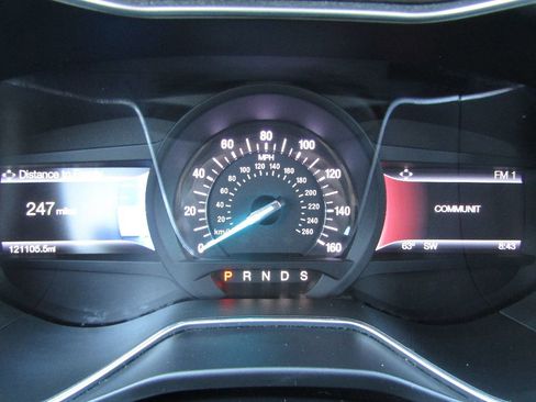 Used 2016 Ford Fusion SE w/ Equipment Group 202A image 20