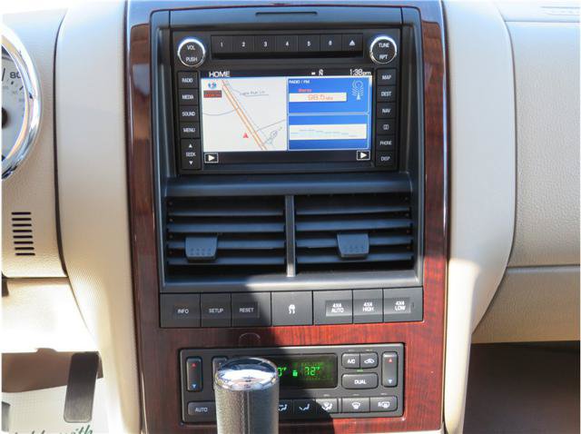Used 2010 Ford Explorer Limited AWD/4WD image 9
