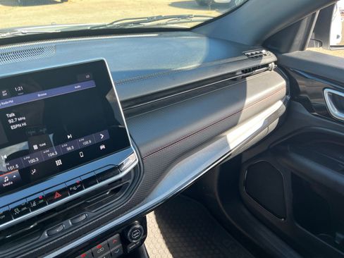 Used 2023 Jeep Compass Trailhawk image 34