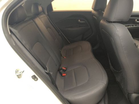 Used 2015 Kia Rio SX w/ Premium Package image 19