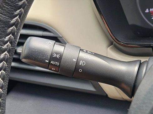 Used 2020 Subaru Outback Premium AWD/4WD image 15