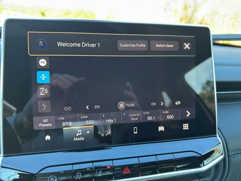 New 2026 Jeep Compass Latitude image 14