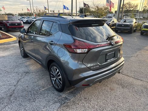 Certified 2024 Nissan Kicks SR w/ SR Premium Package image 8