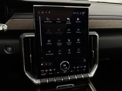 New 2026 GMC Acadia Denali Ultimate AWD/4WD image 28