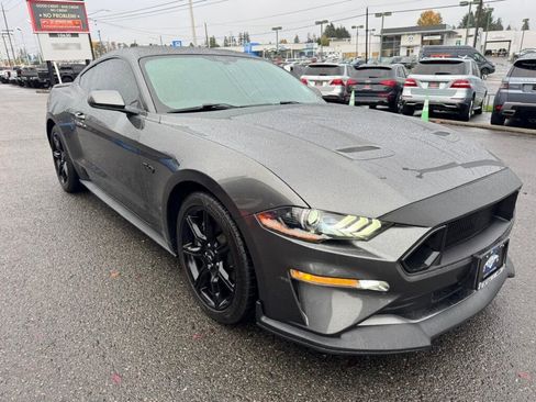 Used 2019 Ford Mustang GT w/ Equipment Group 301A image 4