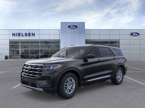 New 2025 Ford Explorer Active image 1