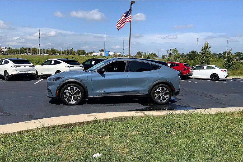 Used 2024 Ford Mustang Mach-E Select AWD/4WD image 12
