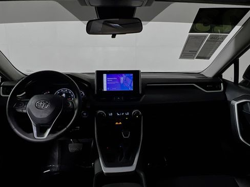 Used 2023 Toyota RAV4 XLE Premium image 30