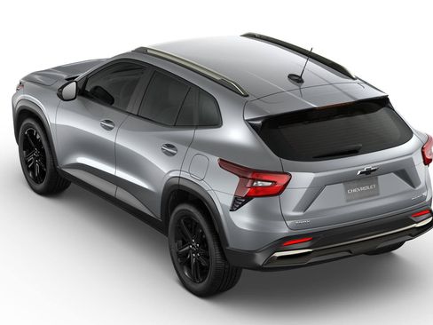 New 2026 Chevrolet Trax ACTIV FWD image 26