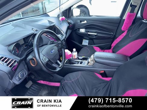 Used 2019 Ford Escape Titanium image 8