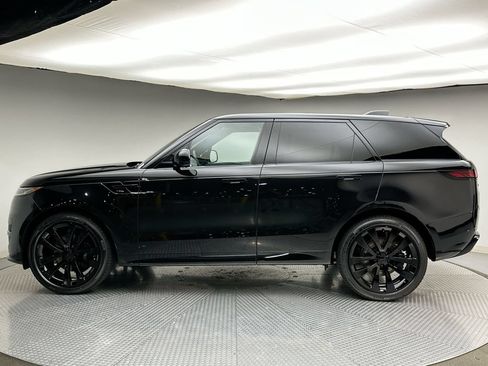 New 2027 Land Rover Range Rover Sport Dynamic SE AWD/4WD image 2