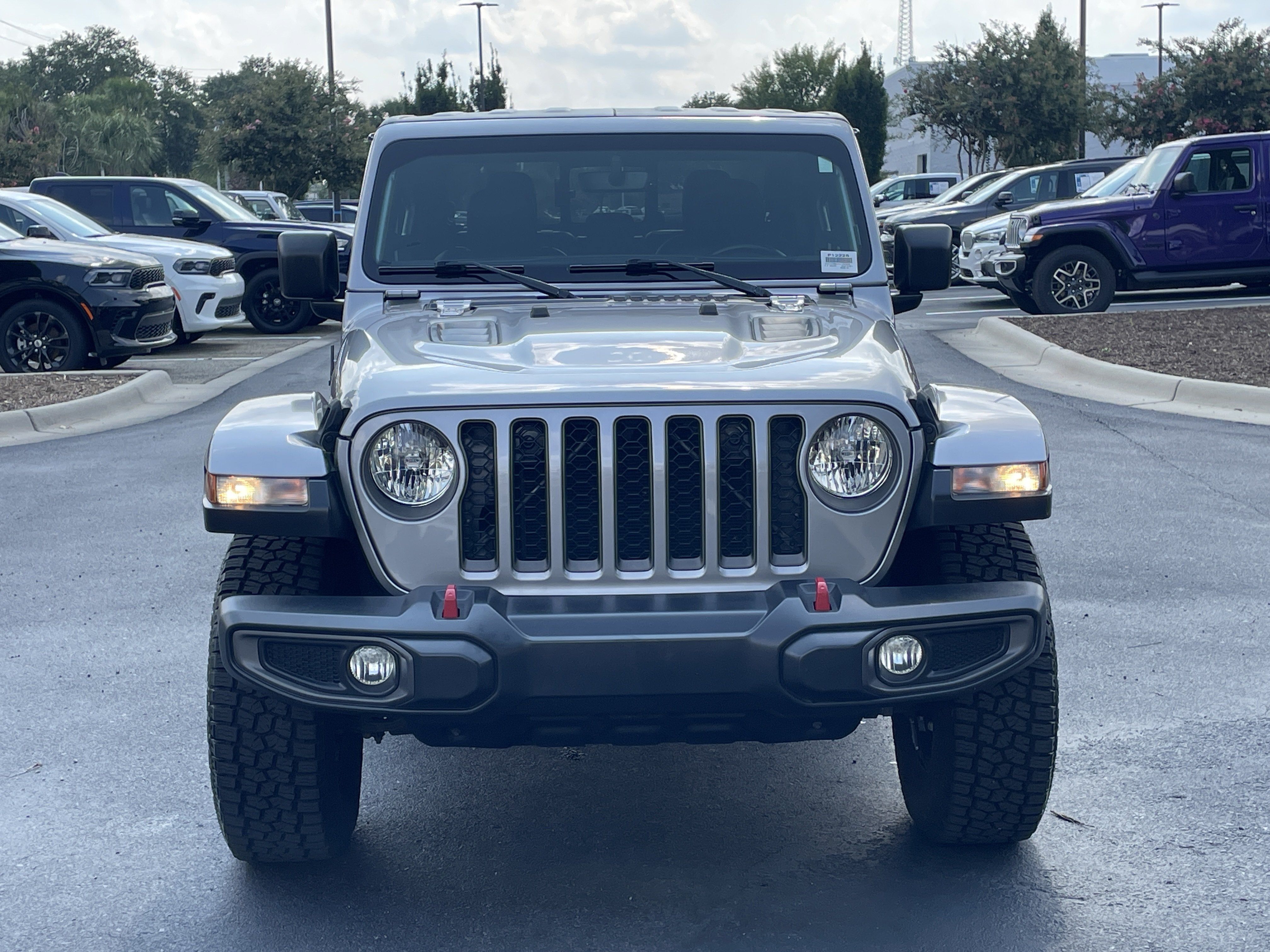 Used 2020 Jeep Gladiator Rubicon AWD/4WD image 3