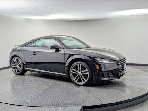 Used 2018 Audi TT 2.0T w/ Technology Package image 9