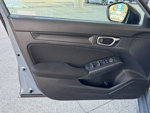 Used 2022 Honda Civic Sport image 22