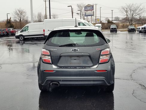 Used 2019 Chevrolet Sonic LT w/ Convenience Package image 5