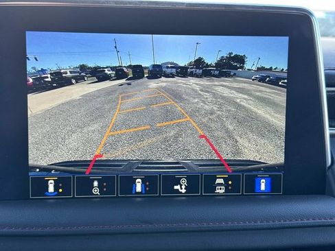 Used 2022 Chevrolet Tahoe RST w/ Sport Performance Package image 19