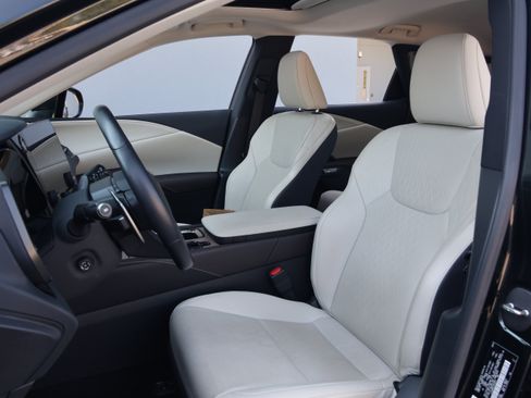 Used 2025 Lexus RX 350 Premium Plus w/ Accessory Package (Z1) FWD image 34