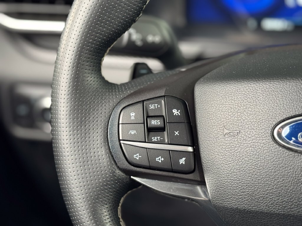 Used 2020 Ford Explorer ST w/ ST Street Pack AWD/4WD image 9