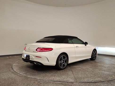 Used 2023 Mercedes-Benz C 300 4MATIC Cabriolet image 9