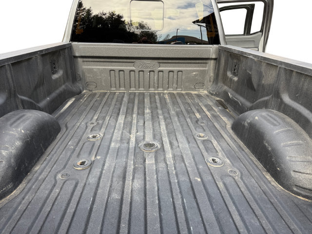 Used 2024 Ford F350 Lariat w/ Lariat Ultimate Package AWD/4WD image 18
