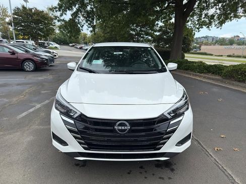 New 2025 Nissan Versa SV image 2