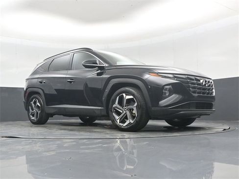 Used 2024 Hyundai Tucson Limited image 45