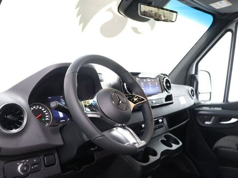 New 2026 Mercedes-Benz Sprinter 2500 image 14