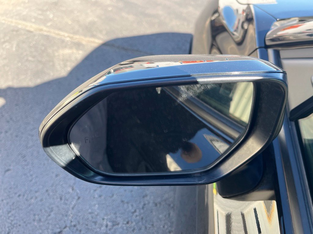 Used 2026 Toyota Camry SE FWD image 15