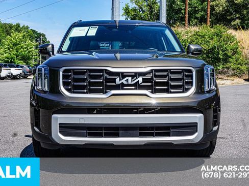 Used 2025 Kia Telluride S AWD/4WD image 9