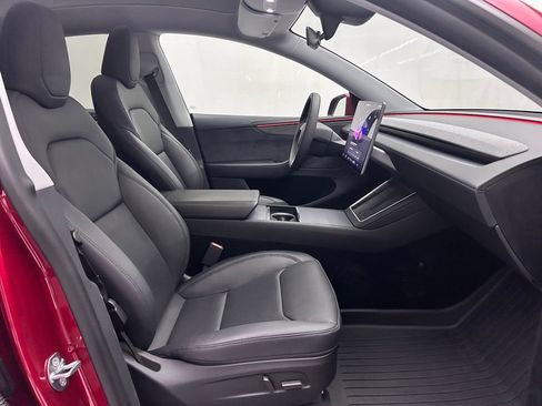 Used 2026 Tesla Model Y AWD image 17