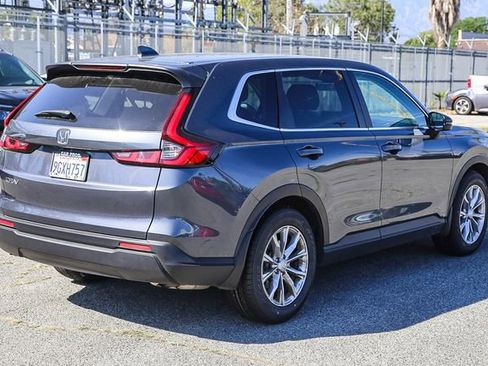Certified 2023 Honda CR-V EX image 8